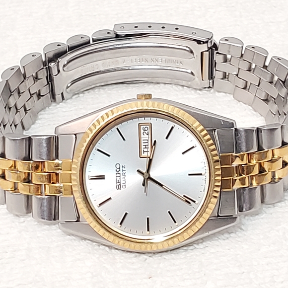Seiko Presidential Men's Day Date Gold Tone Watch Silver Dial One Jewel Vintage - Picture 5 of 11